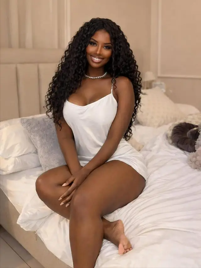 Ayla Gomes, foto 11