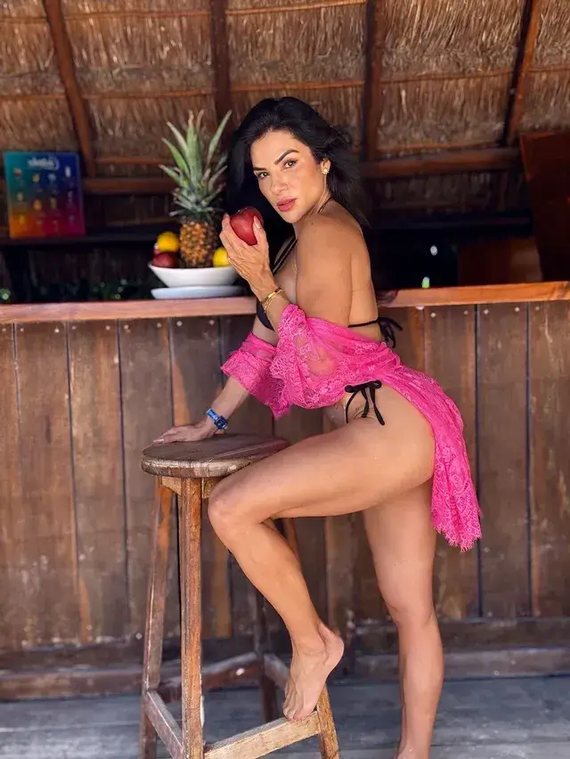 Bella Fox, foto 4
