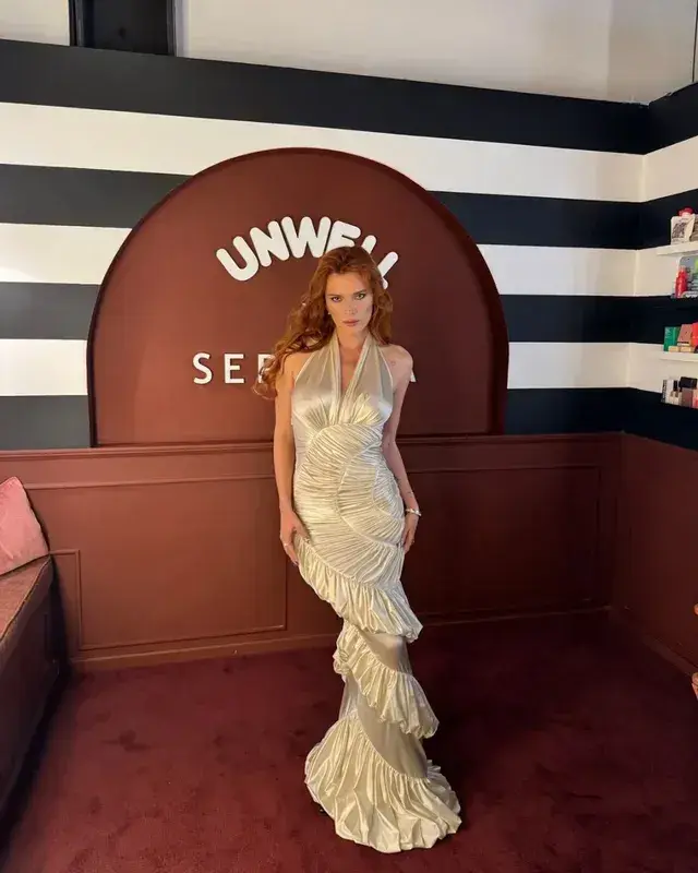 Bella Thorne, foto 16