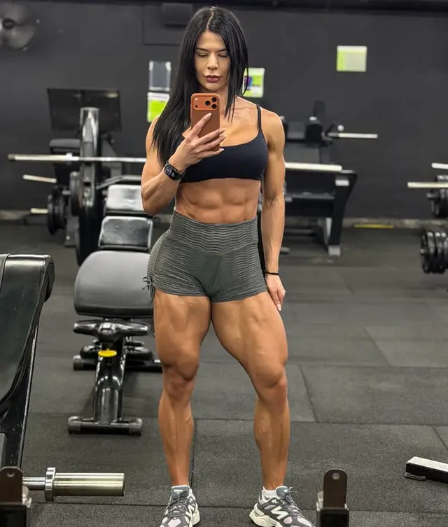 Eva Andressa, foto 7