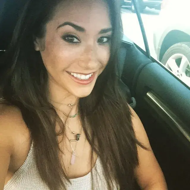 Eva Lovia, foto 16