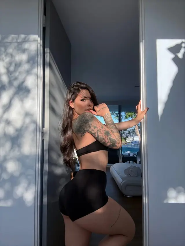 Gina Valentina, foto 3