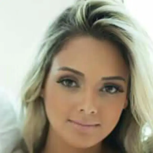Júlia Paes, foto 7