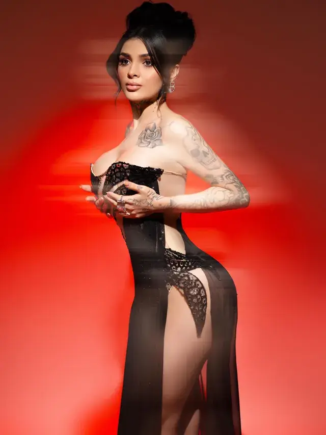 Karely Ruiz, foto 4