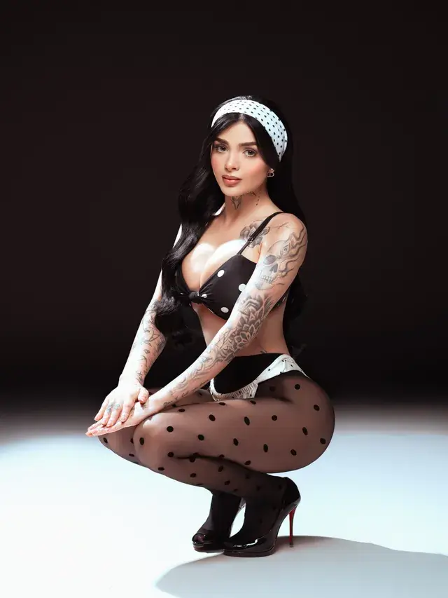 Karely Ruiz, foto 5