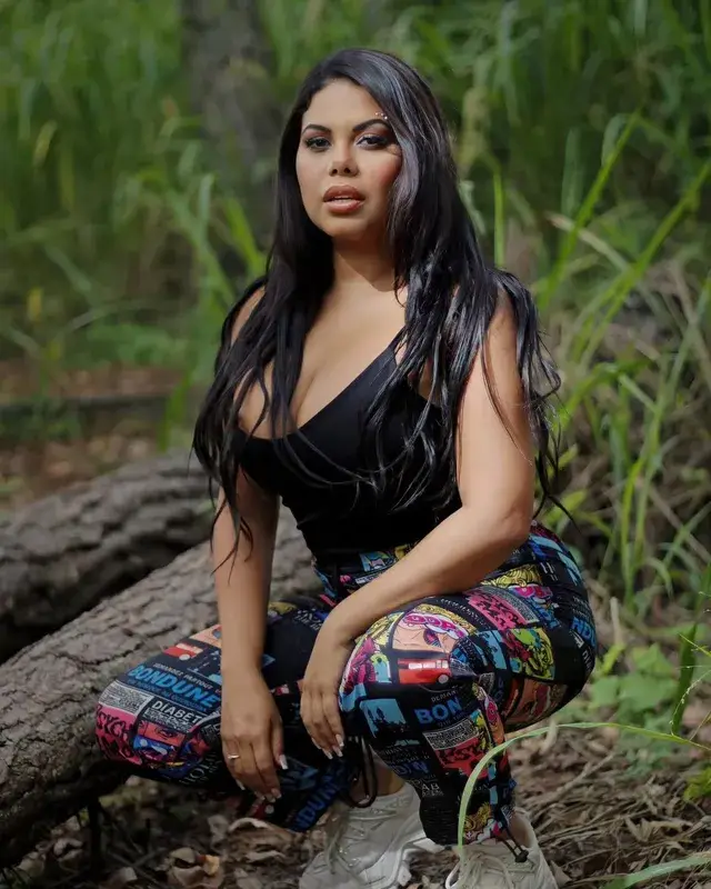 Kesha Ortega, foto 2