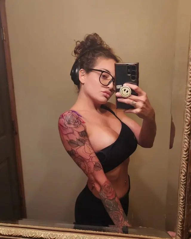 Kissa Sins, foto 17