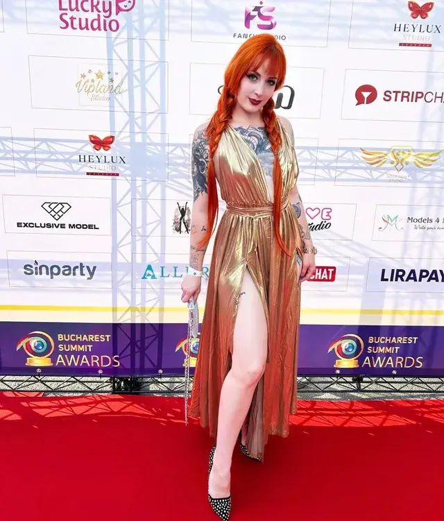 Mel Fire, foto 4
