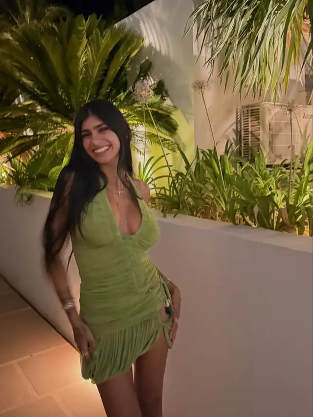 Mia Khalifa, foto 12