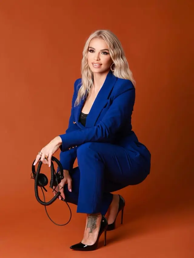 Niki Belucci, foto 10
