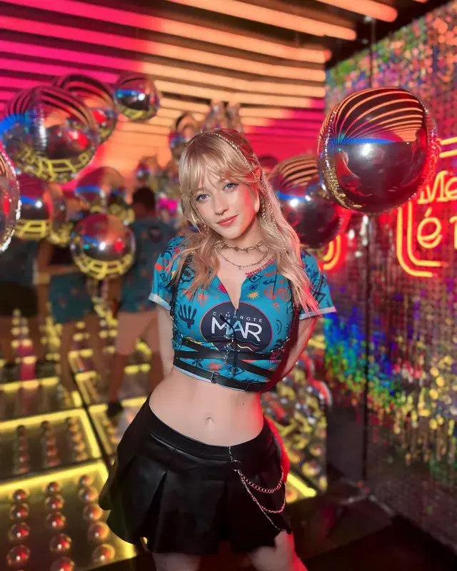 Vitória Holt, foto 5